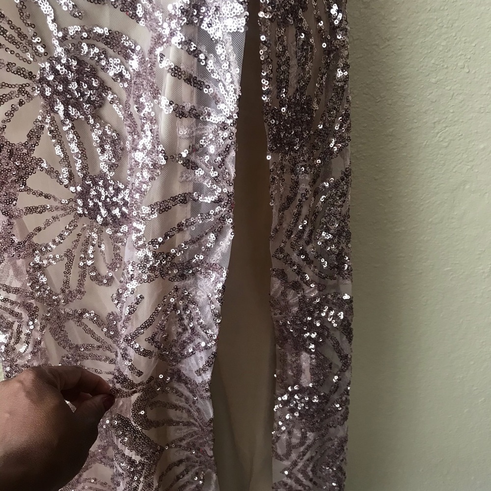 Sequin Dress With Split Size Small - image 7
